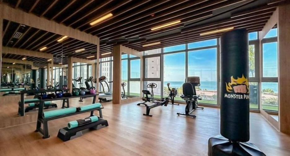 For rent 3 bedrooms condo in Bueng Kum, Bangkok