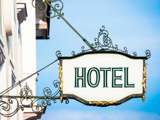 For sale 20 bedrooms hotel in Huai Khwang, Bangkok