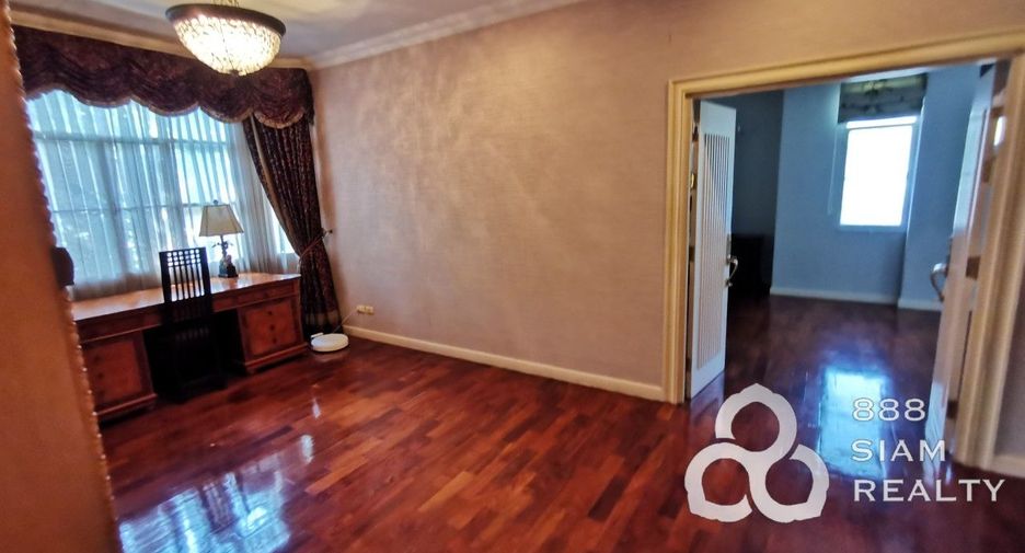 For sale 3 bedrooms house in Prawet, Bangkok