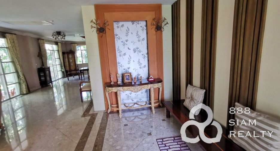 For sale 3 bedrooms house in Prawet, Bangkok