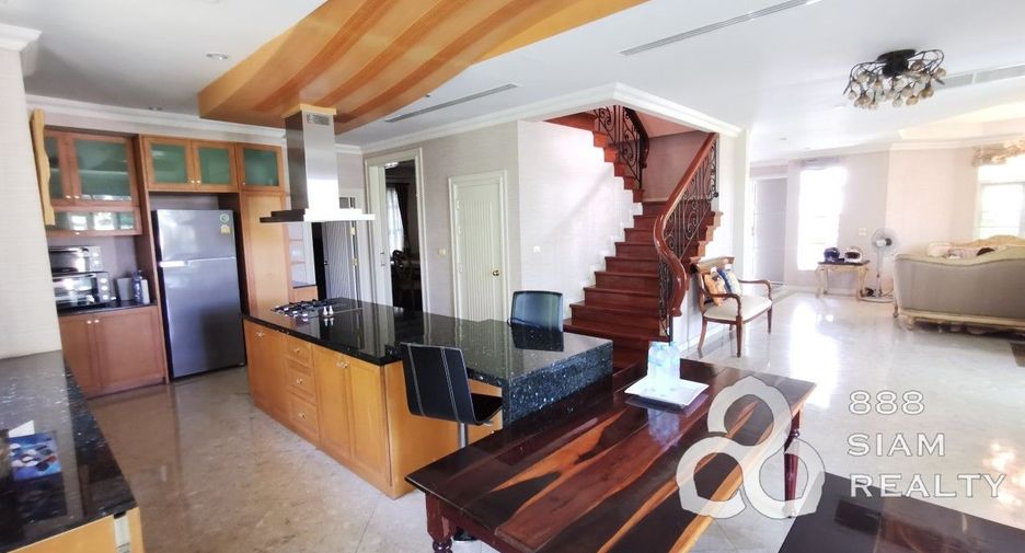 For sale 3 bedrooms house in Prawet, Bangkok