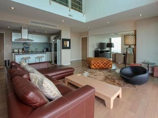 For sale 4 bedrooms condo in Khlong Toei, Bangkok