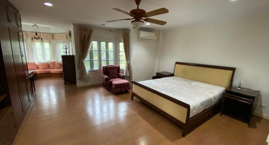 For rent and for sale 4 bed house in Mueang Samut Prakan, Samut Prakan