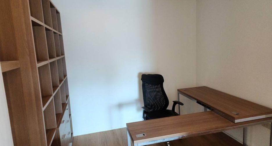 For rent 2 bedrooms condo in Phaya Thai, Bangkok