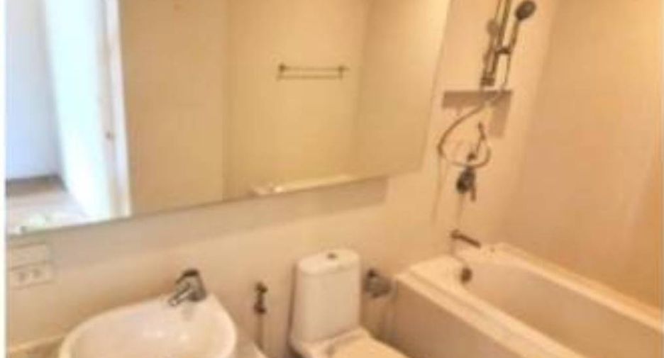 For rent 2 bedrooms condo in Phaya Thai, Bangkok
