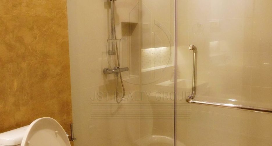 For rent 2 ベッドルーム condo in Khlong Toei, Bangkok