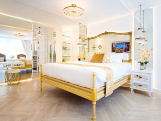 For rent 4 Beds townhouse in Lat Phrao, Bangkok