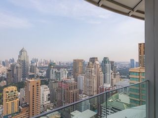 For rent 2 ベッドルーム condo in Pathum Wan, Bangkok