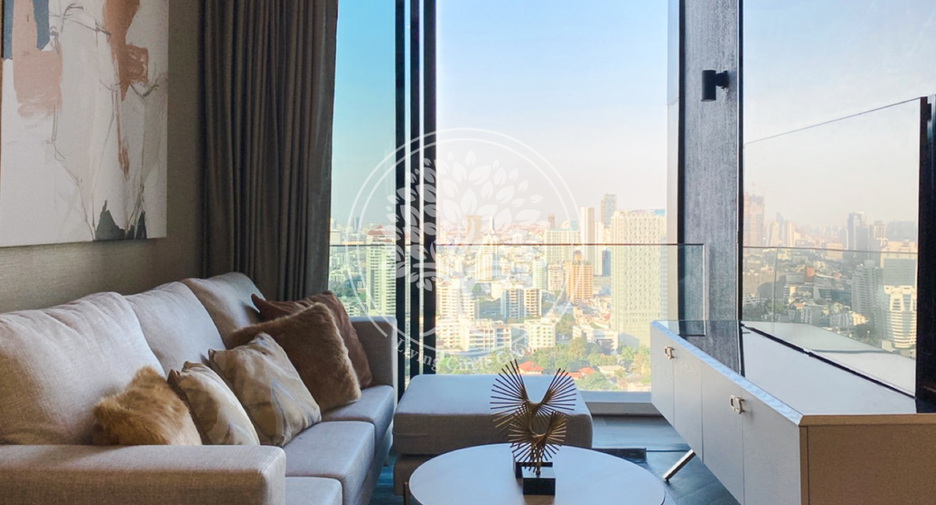 For rent 2 bed condo in Khlong Toei, Bangkok