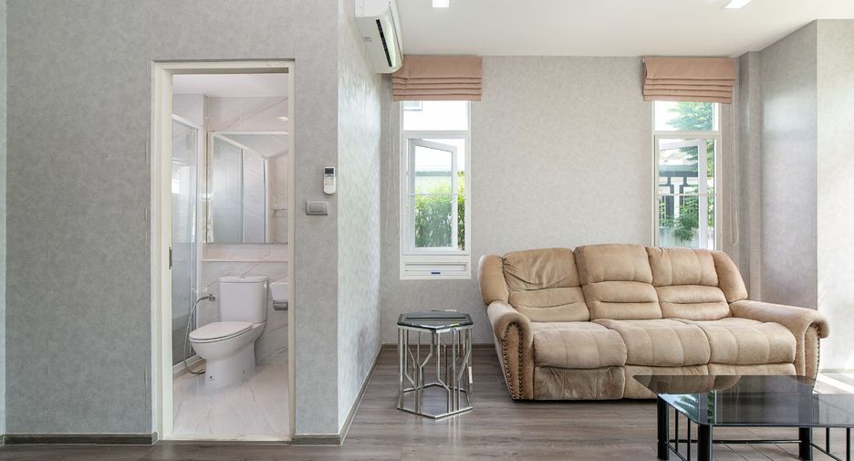 Haus zum Kauf mit 4 Zimmer in Bang Bon, Bangkok