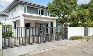 Casa en venta de 4 habitaciones en Bang Bon, Bangkok