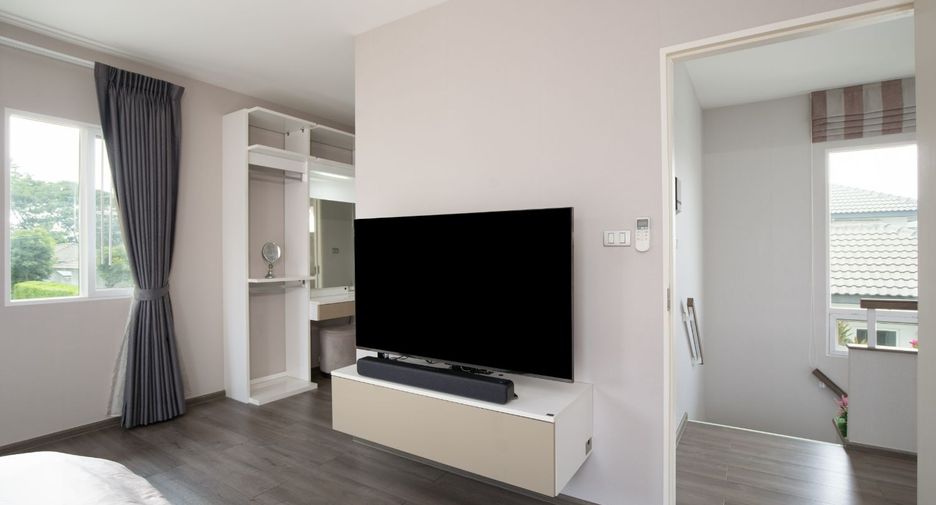 Haus zum Kauf mit 4 Zimmer in Bang Bon, Bangkok