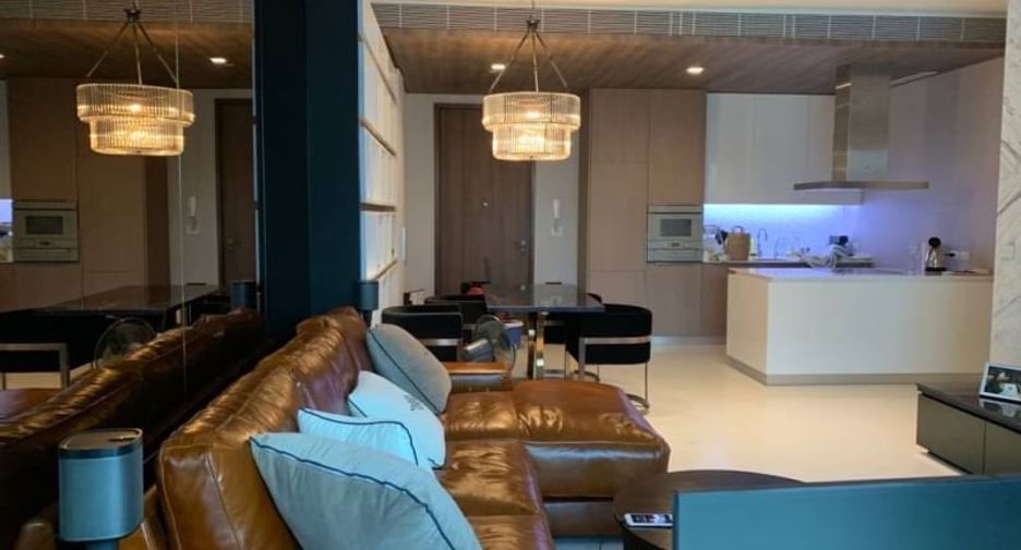 For rent 2 bedrooms condo in Pathum Wan, Bangkok
