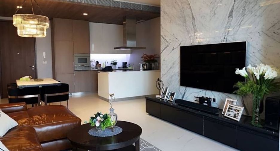 For rent 2 bedrooms condo in Pathum Wan, Bangkok