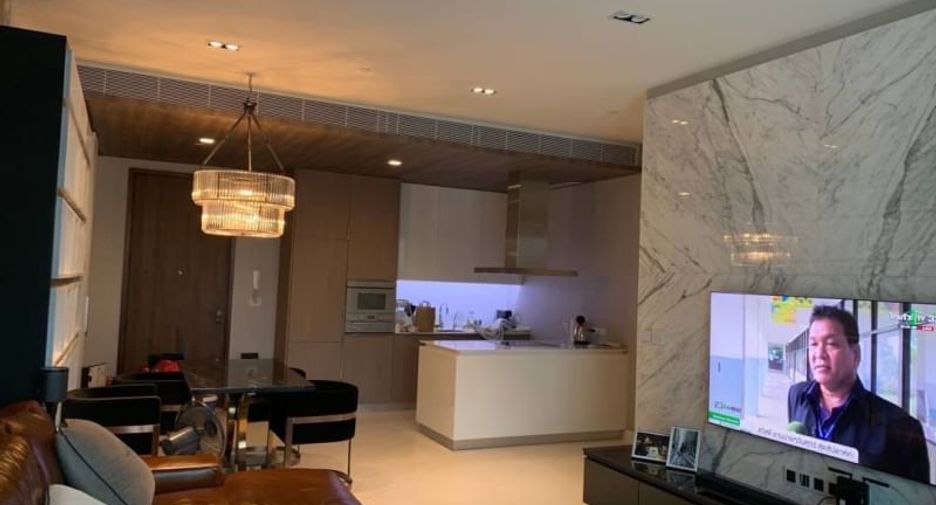 For rent 2 bedrooms condo in Pathum Wan, Bangkok