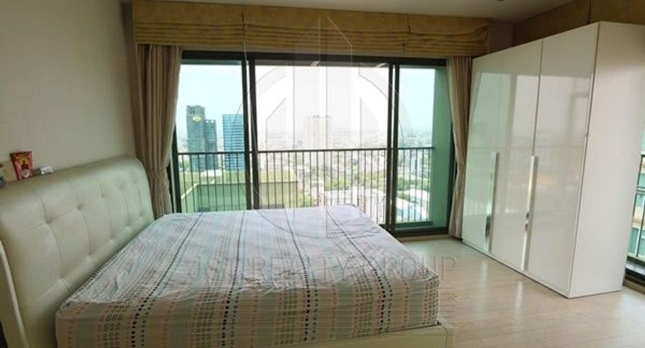 For sale 2 bedrooms condo in Watthana, Bangkok