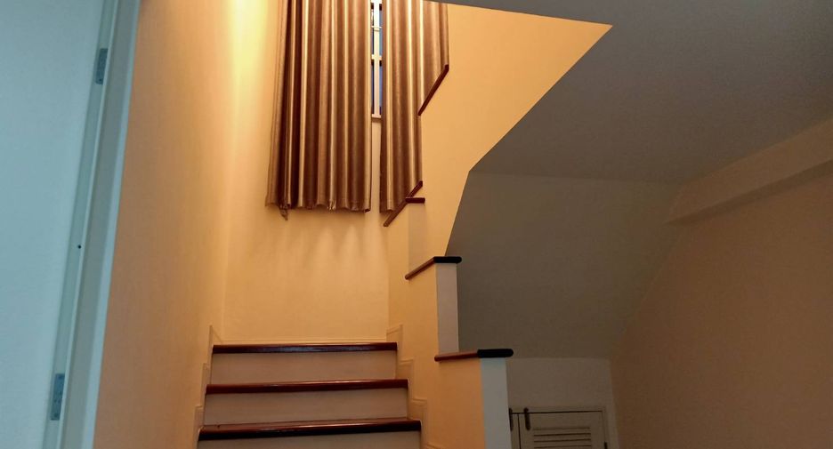For sale 3 bedrooms house in Ban Bueng, Chonburi
