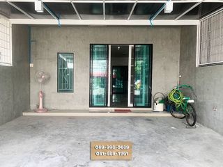 出售 4 卧室 联排别墅 在 Sai Mai, 曼谷