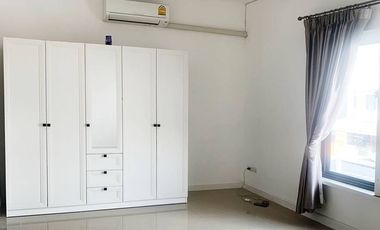 Продажа 4 спальни таунхаус в Саи Маи, Бангкок