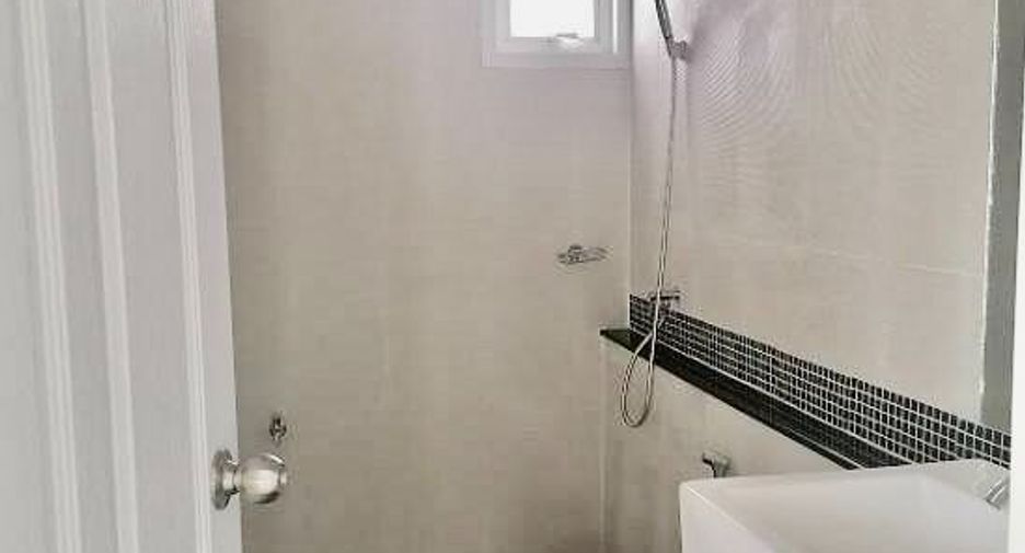 For sale 3 bedrooms house in Phra Nakhon, Bangkok