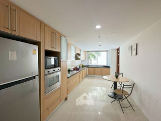 For rent 4 bed apartment in Sathon, Bangkok