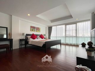 For rent 4 bed apartment in Sathon, Bangkok