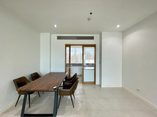 For rent 3 bedrooms apartment in Khlong Toei, Bangkok
