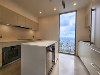 Wohnung zum Kauf mit 4 Zimmer in Khlong San, Bangkok