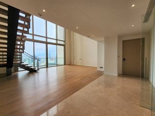 Wohnung zum Kauf mit 4 Zimmer in Khlong San, Bangkok