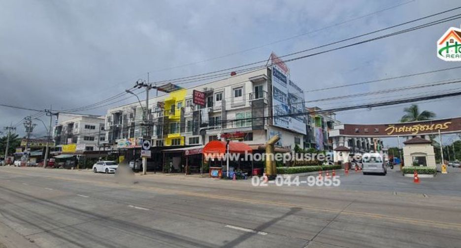 For sale retail Space in Phra Samut Chedi, Samut Prakan