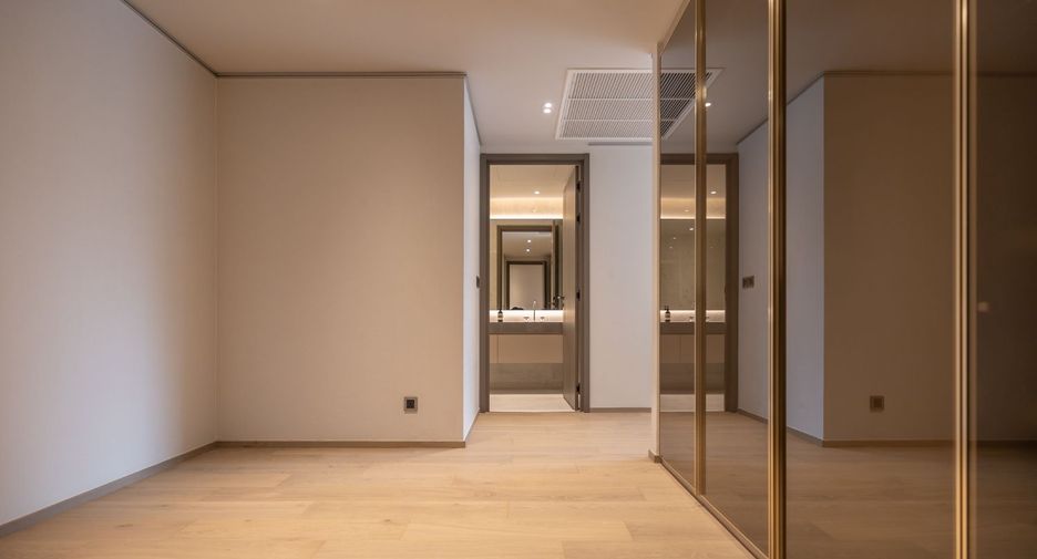 Condo en alquiler de 2 habitaciones en Pathum Wan, Bangkok