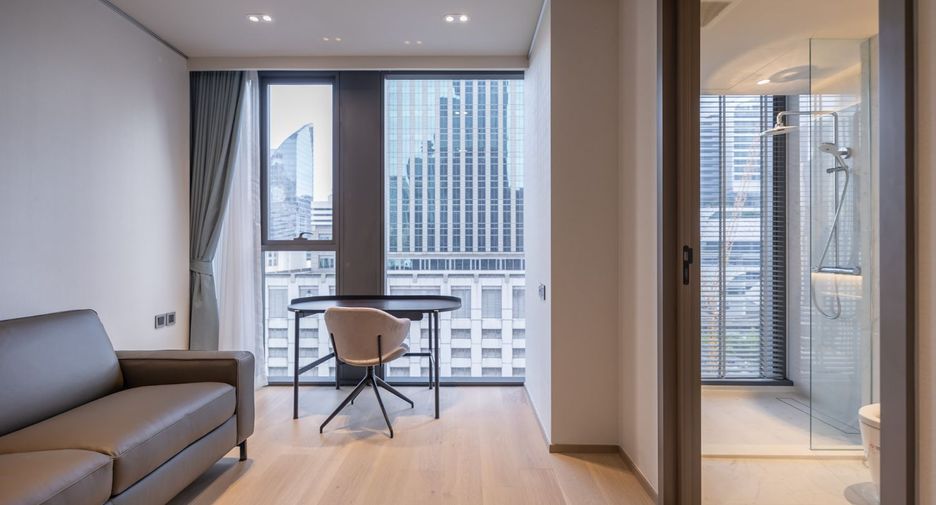 Condo en alquiler de 2 habitaciones en Pathum Wan, Bangkok