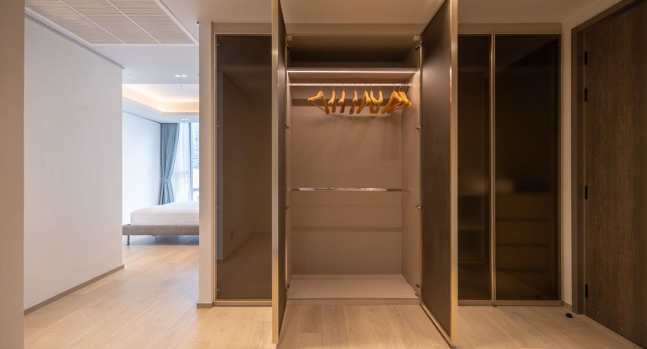 Condo en alquiler de 2 habitaciones en Pathum Wan, Bangkok
