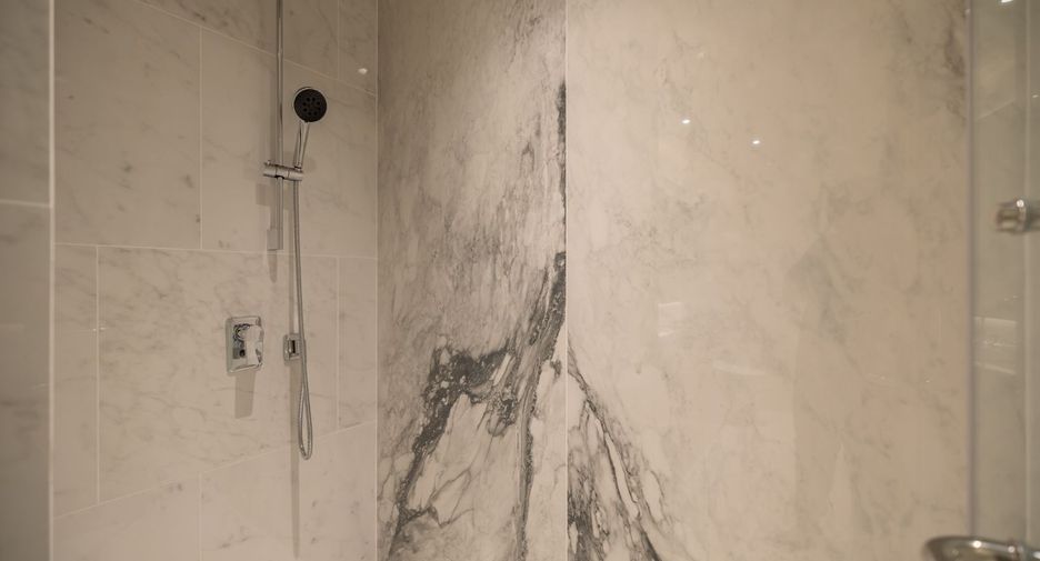 Condo en alquiler de 2 habitaciones en Pathum Wan, Bangkok
