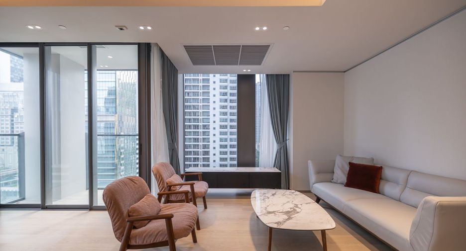 Condo en alquiler de 2 habitaciones en Pathum Wan, Bangkok