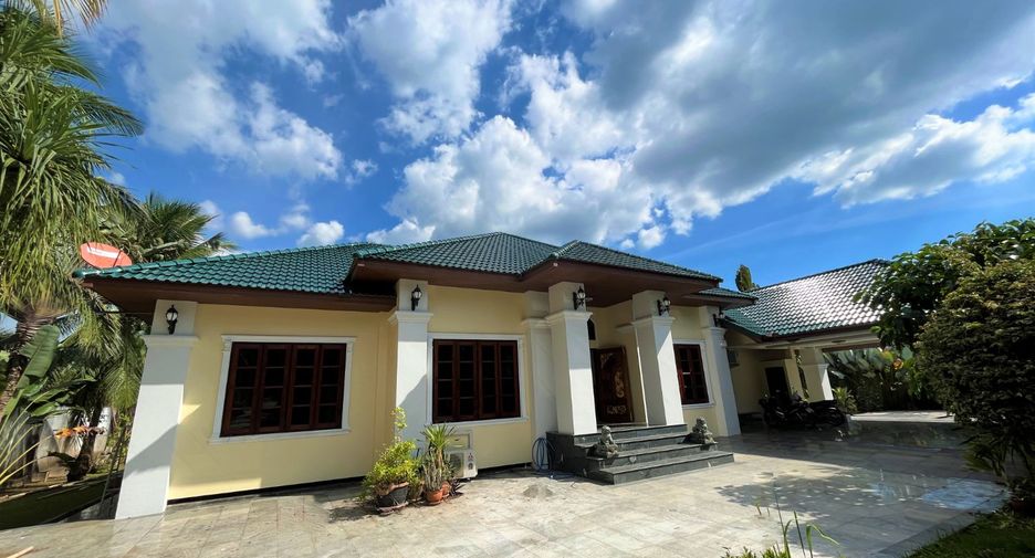 For rent そして for sale 4 Beds house in Mueang Krabi, Krabi
