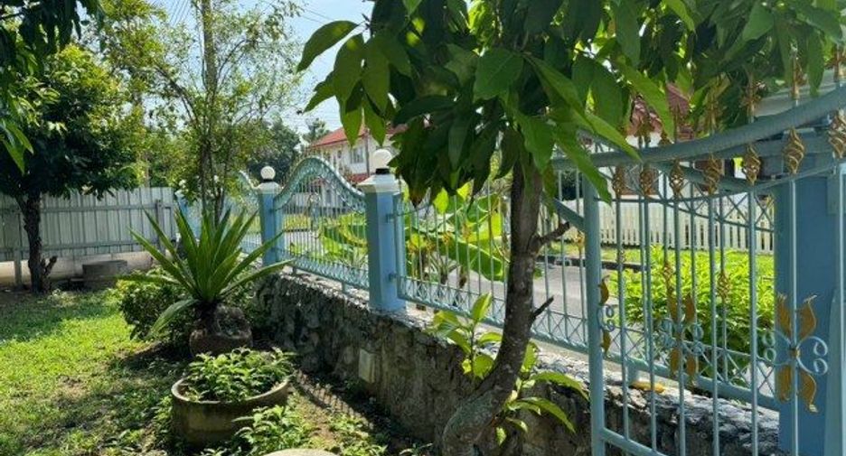 For sale 4 Beds house in Ban Chang, Rayong
