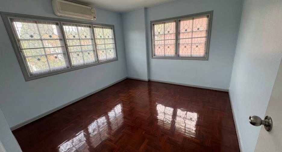For sale 4 bed house in Ban Chang, Rayong