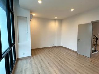 For rent 3 Beds townhouse in Lat Phrao, Bangkok