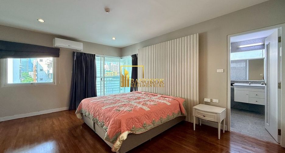 For rent 2 bedrooms apartment in Watthana, Bangkok