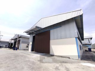 À louer entrepôt à Phan Thong, Chonburi