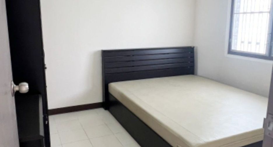 For sale 2 bed condo in Bang Sao Thong, Samut Prakan