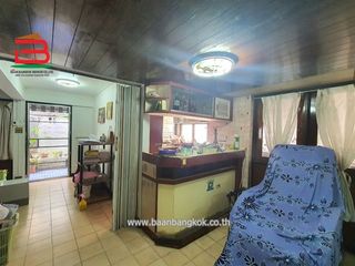 For sale 3 Beds house in Dusit, Bangkok