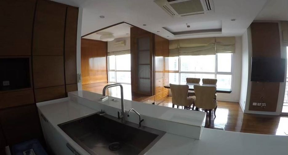 For sale 2 bedrooms condo in Khlong San, Bangkok
