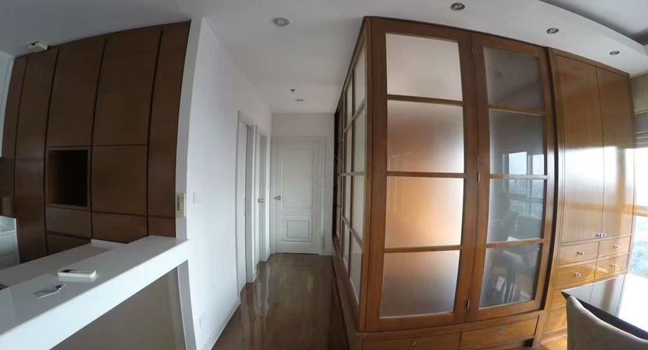 For sale 2 bedrooms condo in Khlong San, Bangkok