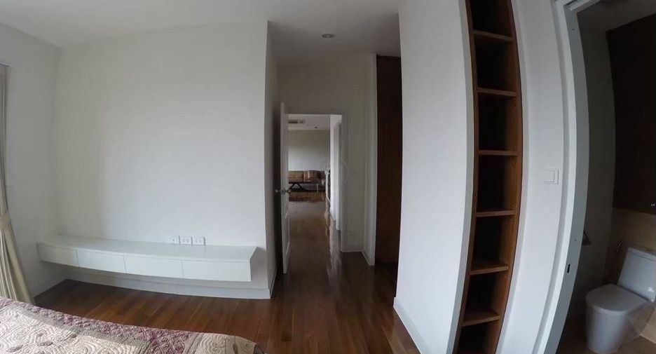 For sale 2 bedrooms condo in Khlong San, Bangkok