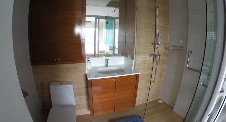 For sale 2 bedrooms condo in Khlong San, Bangkok