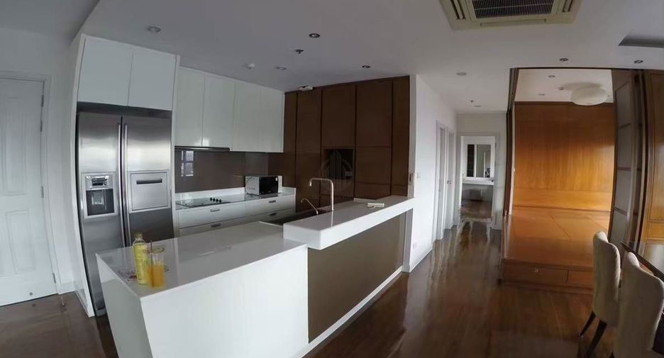 For sale 2 bedrooms condo in Khlong San, Bangkok