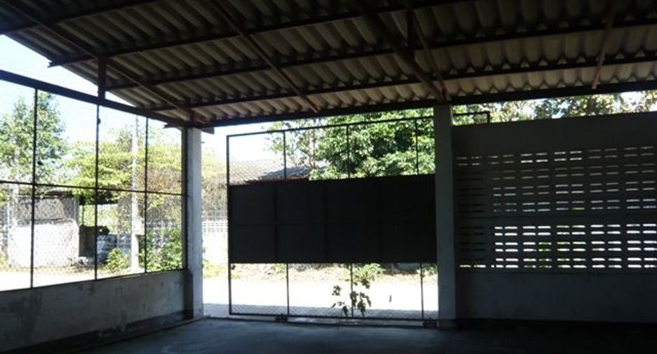 For sale warehouse in Wiang Pa Pao, Chiang Rai