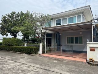 For rent 3 bed house in Mueang Pathum Thani, Pathum Thani